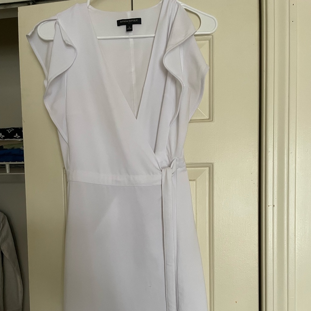 White banana republic dress